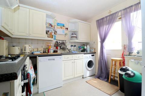 6 Haycroft, Luton, LU2 7GJ