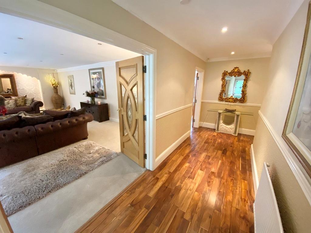 Duke Street, Formby, Liverpool, L37 4 bed detached bungalow £795,000