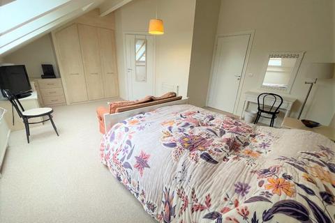 46 Brunel Quays, Lostwithiel, PL22 0JB