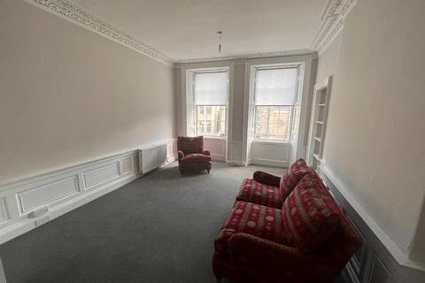 2 bedroom flat to rent - Hill Square, Old Town, Edinburgh, EH8