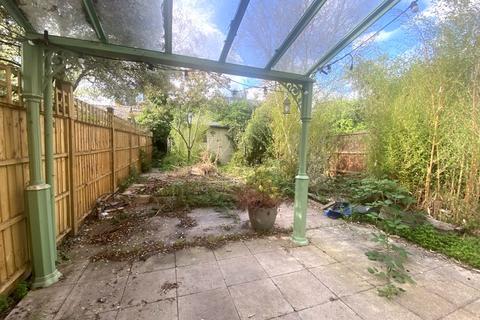 167 Elm Road, Kingston Upon Thames, KT2 6HY