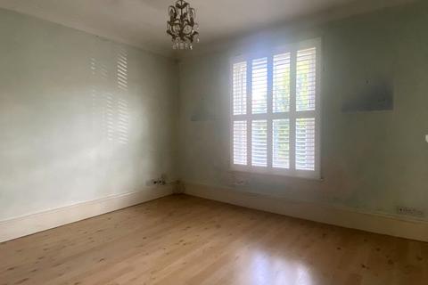 167 Elm Road, Kingston Upon Thames, KT2 6HY