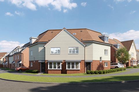 3 bedroom semi-detached house for sale - Plot 30, The Hollyhock at Albany Park, Church Crookham, Redfields Lane GU52