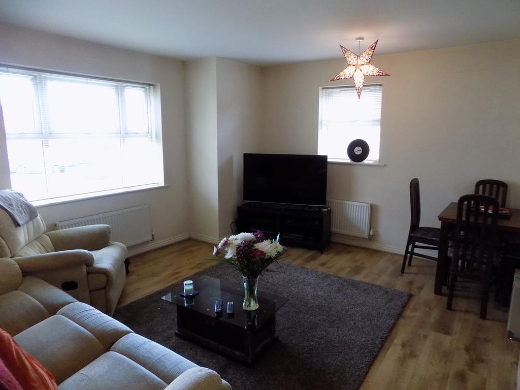 Sandpiper Way, Leighton Buzzard, LU7 2 bed apartment for sale £182,500
