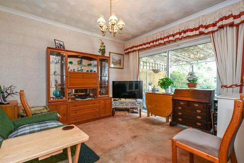 24 Rosemary Avenue, West Molesey, KT8 1QE