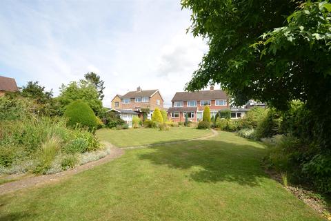 58 Ivel Road, Shefford, SG17 5LB