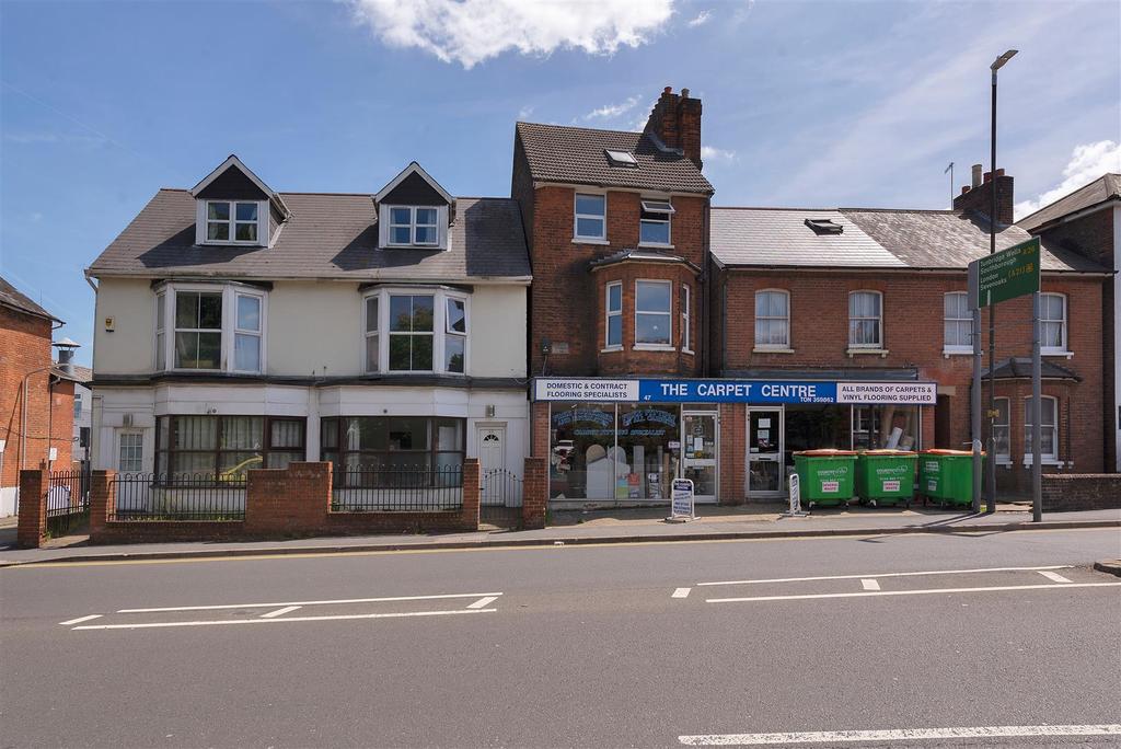 Quarry Hill Road, Tonbridge Detached house £1,850,000