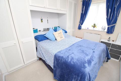 26 Gregory Mead, Yatton, Bristol, BS49 4QJ