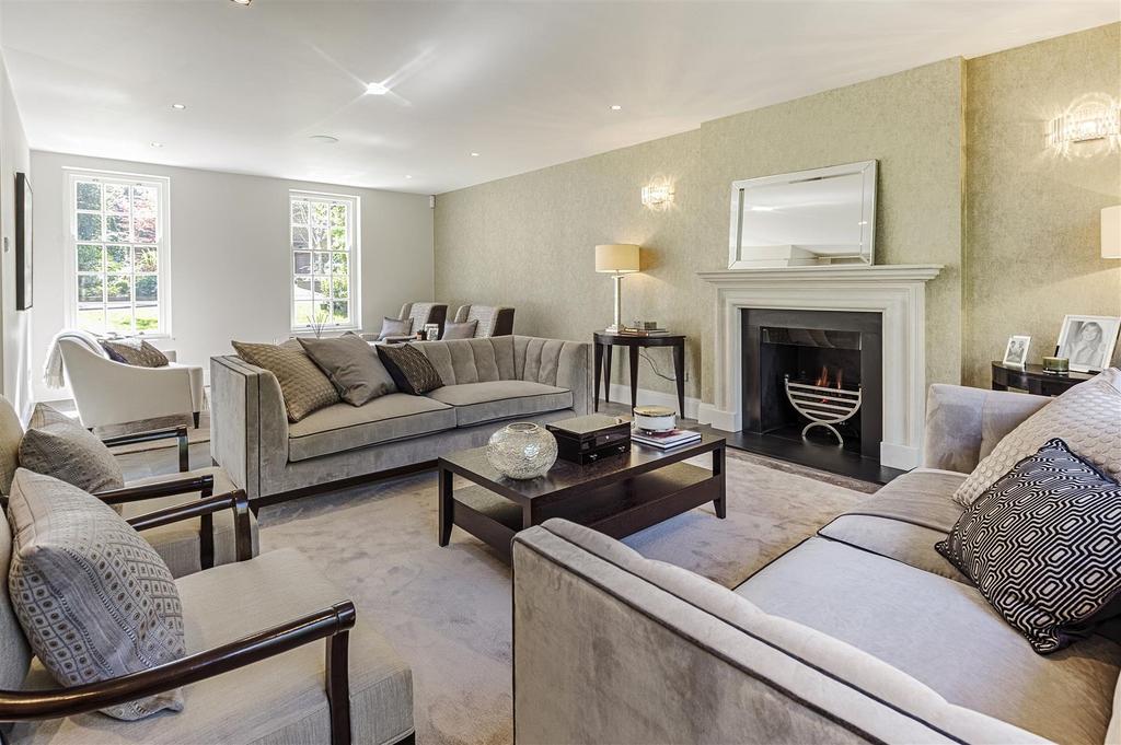 Elm Walk, Hampstead, NW3 6 bed house for sale £8,495,000