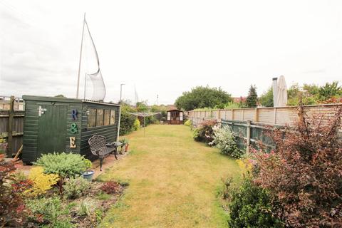 28 Charminster Avenue, London, SW19 3EL