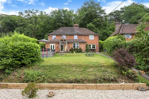 5 bedroom detached house for sale - Hindhead Road, Haslemere