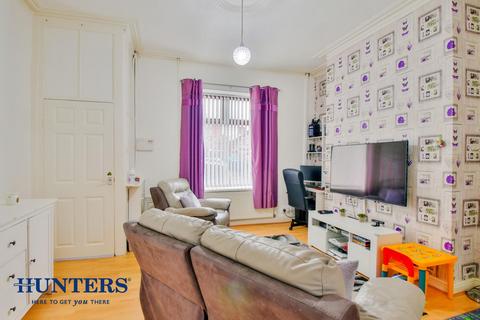 3 Swallow Street, Oldham, OL8 4JP