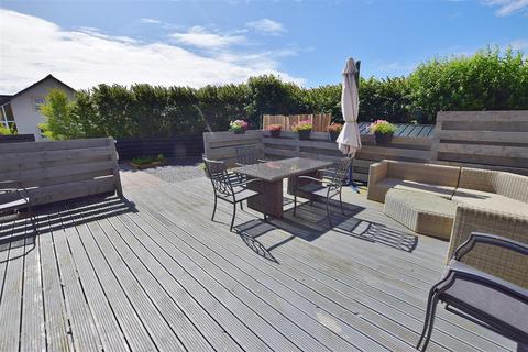 1 Anchor Down, Solva, Haverfordwest, SA62 6TQ