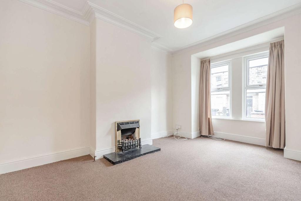 Grey Street, Harrogate, HG2 8DL 2 bed terraced house £230,000