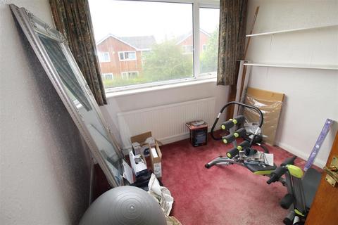 10 Caithness Drive, Bolton, BL3 4PG