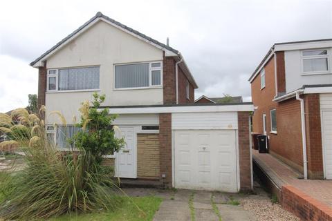 10 Caithness Drive, Bolton, BL3 4PG