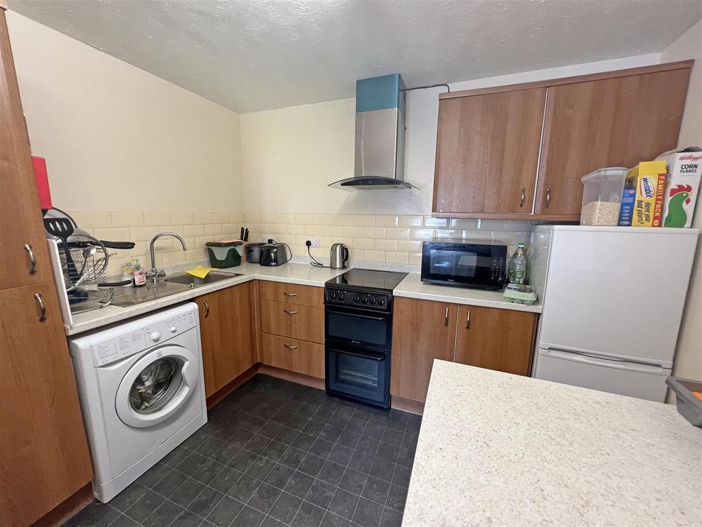 Kitchen/ dining room