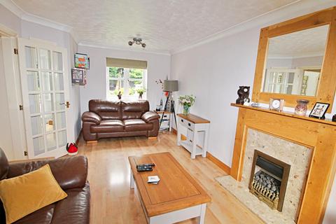 12 Copeland Close, Warton, Tamworth, B79 0JE