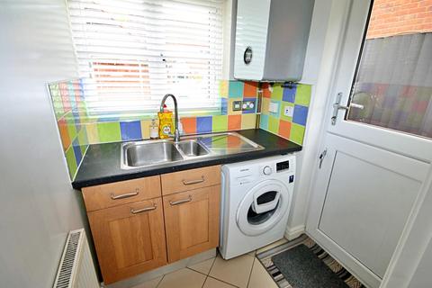 12 Copeland Close, Warton, Tamworth, B79 0JE