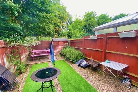27 Bercham, Two Mile Ash, Milton Keynes, MK8 8HX