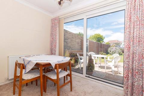27 Burnside Crescent, Sompting, Lancing, BN15 9TJ