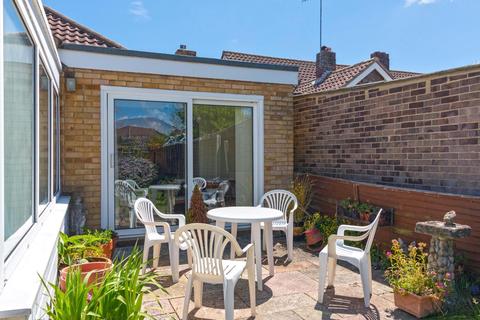 27 Burnside Crescent, Sompting, Lancing, BN15 9TJ