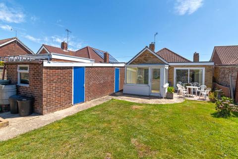 27 Burnside Crescent, Sompting, Lancing, BN15 9TJ