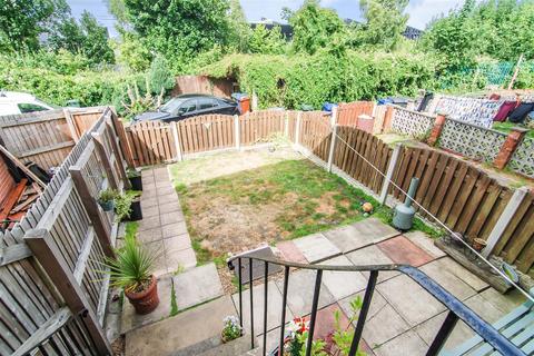 71 Caxton Street, Barnsley, S70 2LF