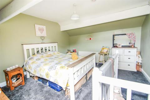 71 Caxton Street, Barnsley, S70 2LF