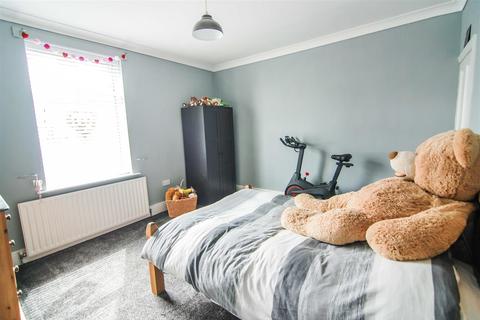 71 Caxton Street, Barnsley, S70 2LF