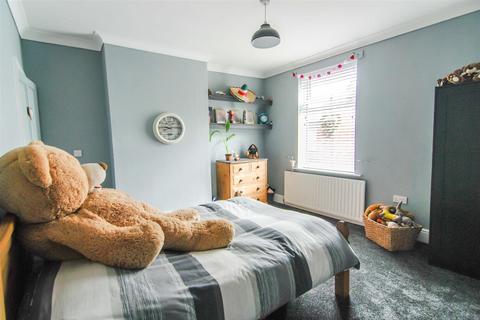 71 Caxton Street, Barnsley, S70 2LF