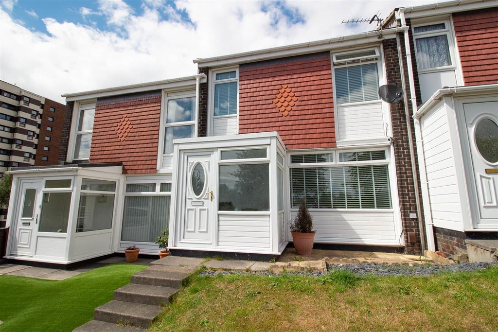 Kilburn Green, Gateshead 3 bed house £130,000