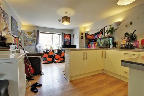 Flat 2, 13 Brunswick Square, Gloucester, GL1 1UG