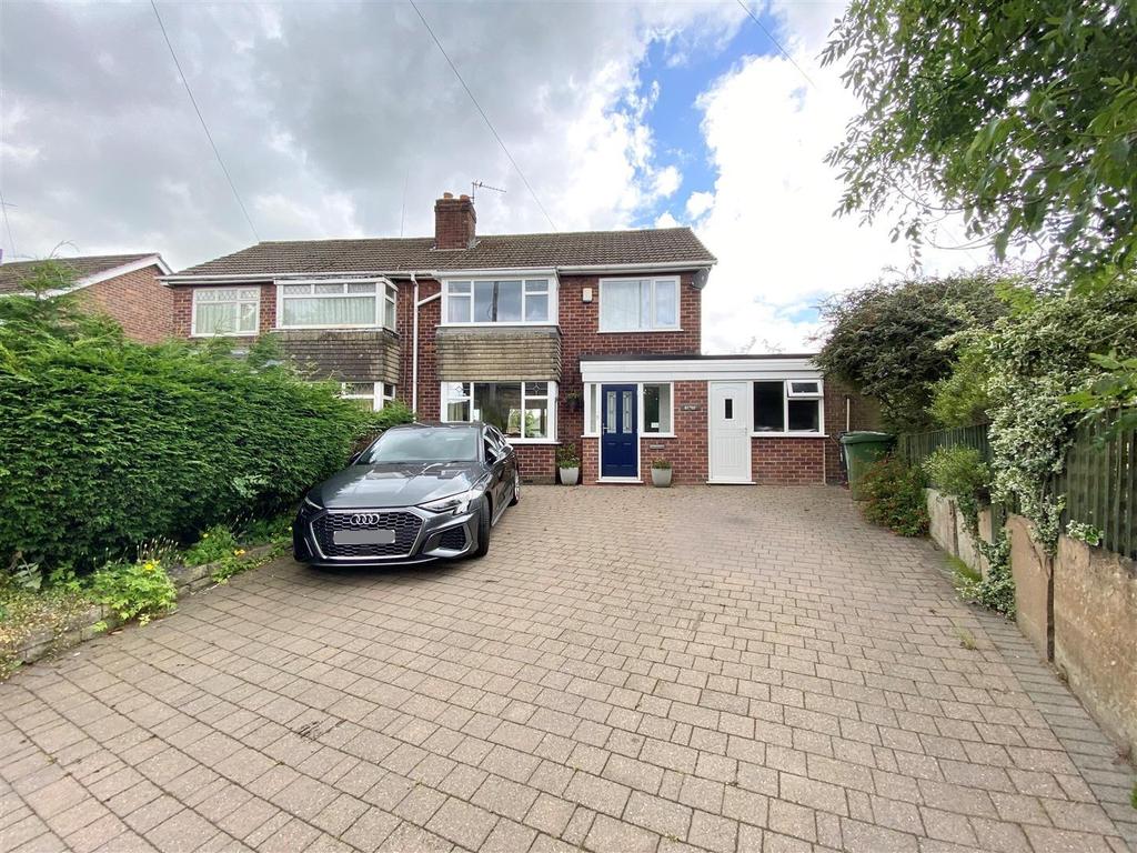 Bollington Road, Bollington... 3 bed semidetached house £315,000