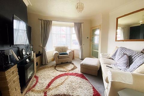 2 bedroom semi-detached house for sale - Mcnamara Road, Wallsend, Tyne And Wear, NE28