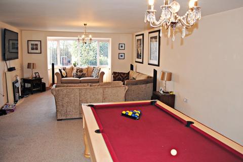 Kings Clere Blind Lane, Houghton Le Spring, DH4 6NH
