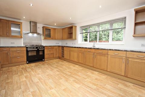 Kings Clere Blind Lane, Houghton Le Spring, DH4 6NH
