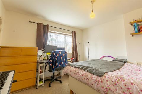 55 Gregory Street, Nottingham, NG7 2NL