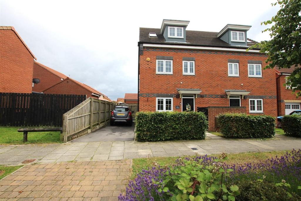 1, Dean Lane, Spennymoor 3 bed semidetached house £165,000