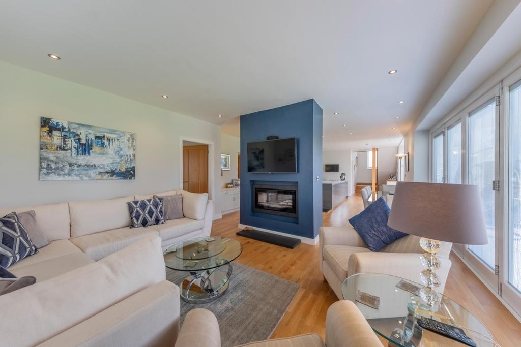 Fairview House-015.JPG