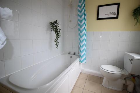 36 Vine Street, Darlington, DL3 6HW