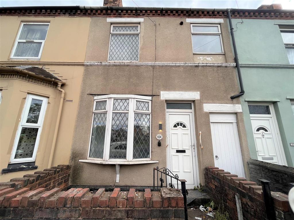 Parkfield Road, Wolverhampton 2 bed terraced house £140,000