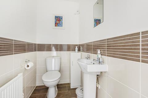 75 Blain Place, Royal Wootton Bassett, Swindon, SN4 8FF
