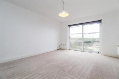 2 bedroom apartment for sale - Metropolitan, London Road, Leigh-On-Sea