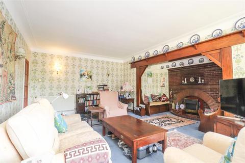 4 bedroom detached house for sale - Mount Avenue, Chalkwell