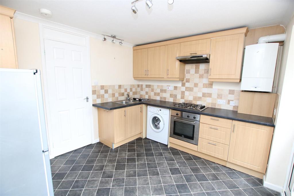 Timber Mill, Southwater, Horsham 2 bed terraced house £1,000 pcm (£231 pw)