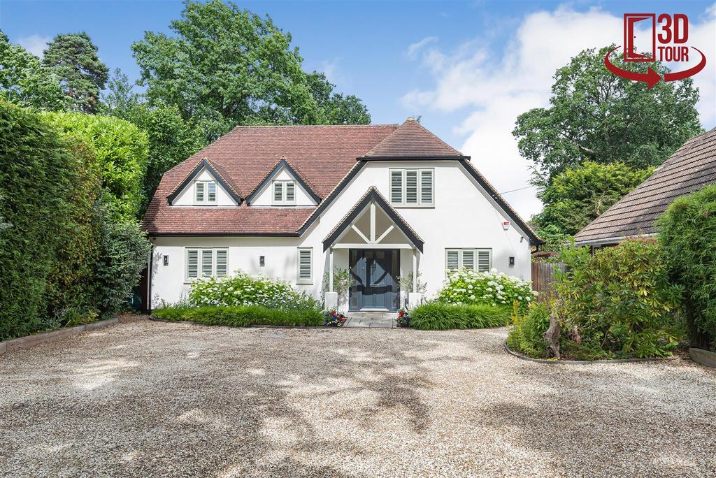 The Avenue, Crowthorne, Berkshire, RG45 6PG 5 bed detached house £