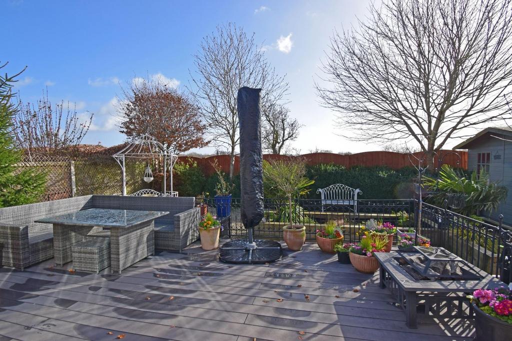 The Malsters, garden a.jpg
