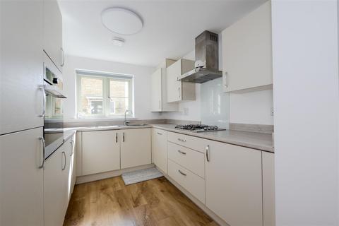 39 Valetta Way, Moreton-in-marsh, GL56 0FE