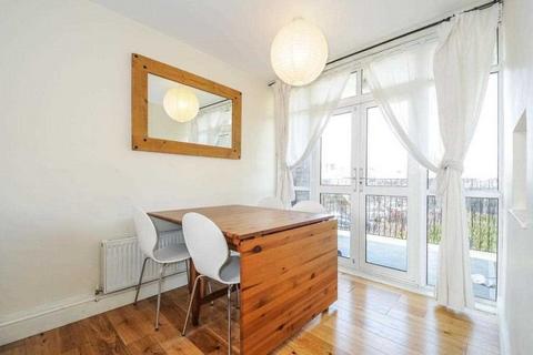 3 bedroom apartment for sale, Mansell House, Patmore Estate, Nine Elms, London